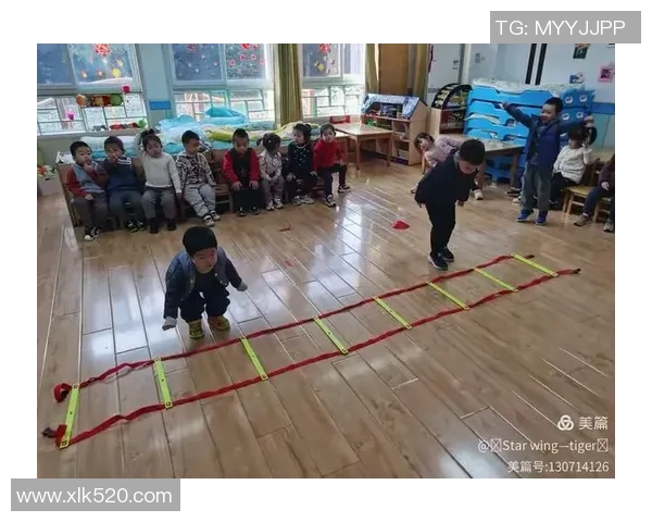 幼儿足球游戏规则指南助力孩子快乐成长与团队合作能力提升